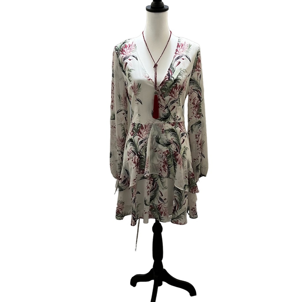 Entro, White Floral Dress, Size M